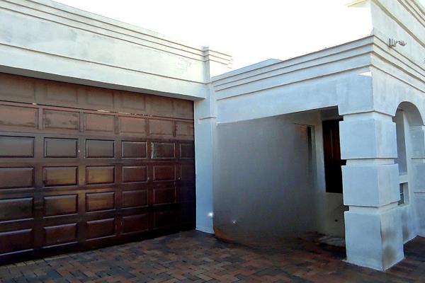 Welcome to this charming and spacious 3 bedroom home located in the residential neighborhood of Lenasia South.

This immaculate ...