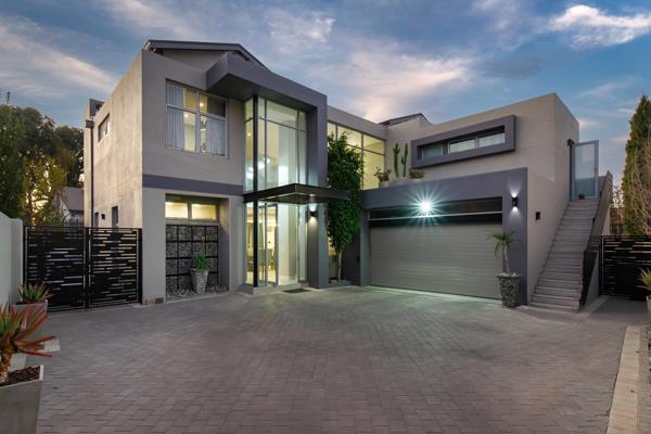 New price! Welcome to an exquisite double-story, ultra-modern family home located in the prestigious Upper Bedfordview, within an ...