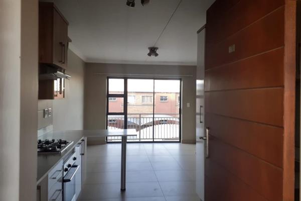 We present you this lovely 2 bedroom situated in Andeon Grandwest Complex . 
The apartment offers you the 2 bedroom and1 bathroom ...