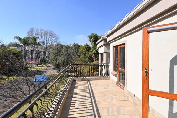 ON SHOW - 20/10/2024 15h00 to 17h00 - Call to make an appointment to view.

Exclusive ...