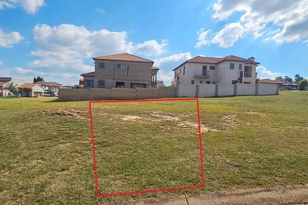 Prime Opportunity - Your Canvas Awaits in Kungwini Country Estate Picture this: a 468-square-meter vacant stand—an open invitation to ...