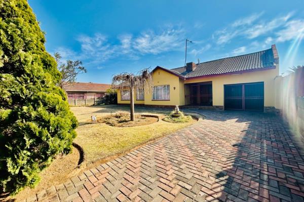 Family living at its finest! This 3 bedroom property is nestled away in the serene, quiet side of Vanderbijlpark S36. Ideal family ...