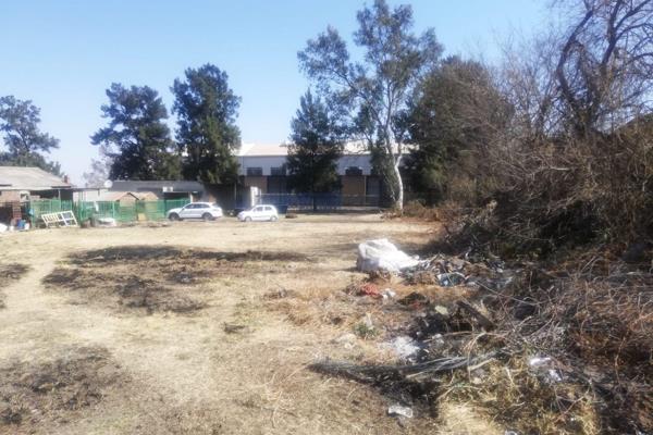 Vacant commercial Stand with existing Flatlet in busy Industrial Area NW7 / C.W.6 Vanderbijlpark.