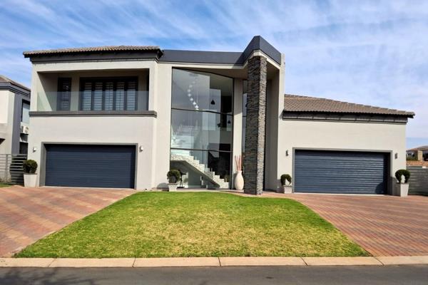 On Show : Saturday by Appointment Only.
Time: 11h00 - 14h00

Exclusive Mandate!

This pristine home, with modern finishes and ...