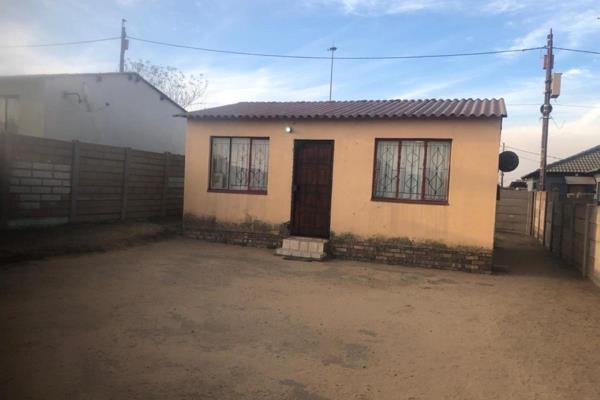 Very affordable 2 bedroom house with a very big stand if you wish to extend in the future