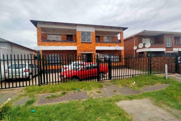 For Sale: Block of Four Flats in Forest Hill – R1,500,000

Attention Investors!

Seize this opportunity to invest in a well-located ...