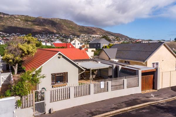 **Sole and Exclusive Mandate**
 
Spacious 3-Bedroom Property with Separate Cottage and 1-Bedroom Flatlet in Fish Hoek, Cape Town
 ...