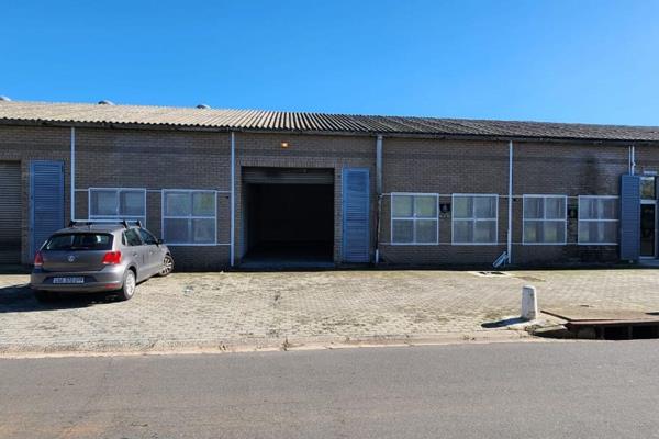 This industrial warehouse unit in Agri Park, Paarl, is designed for functionality and ...