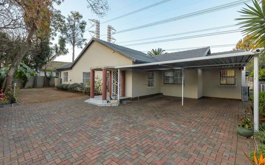 4 Bedroom House for sale in Randhart