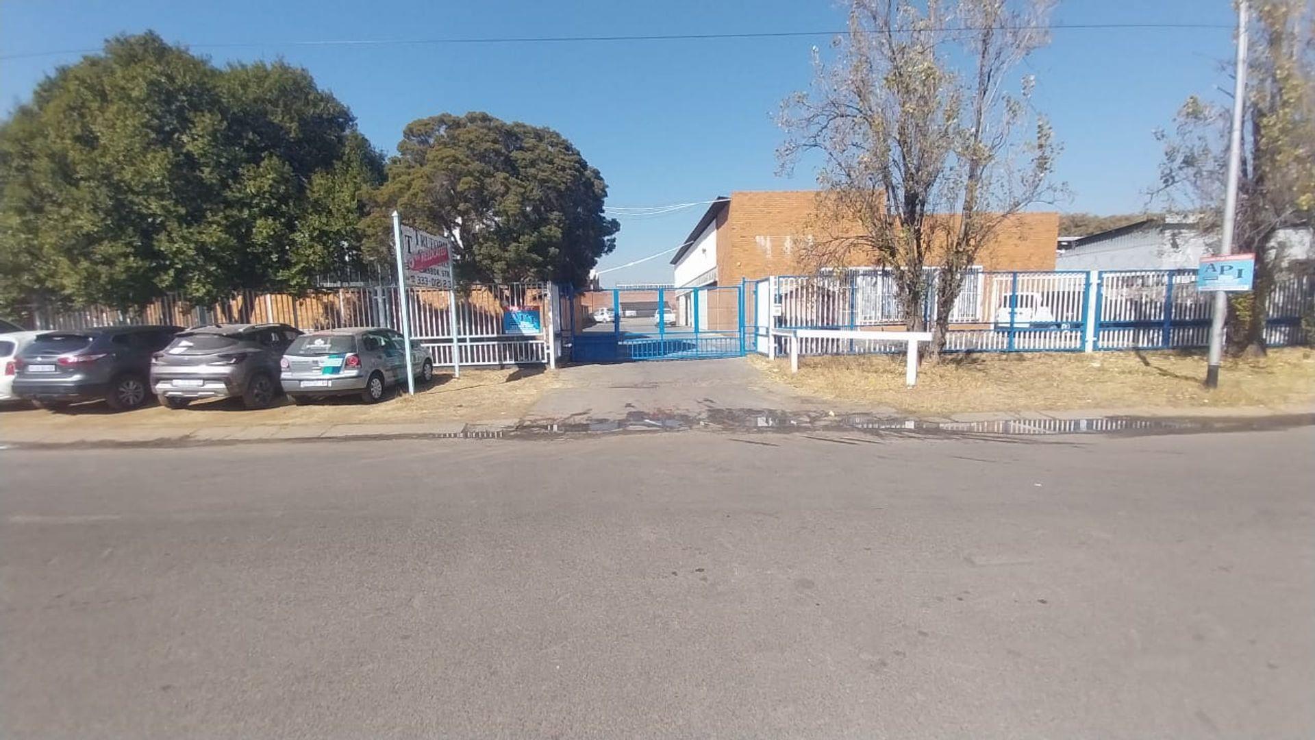 Koedoespoort Industrial Property Property and houses to rent in