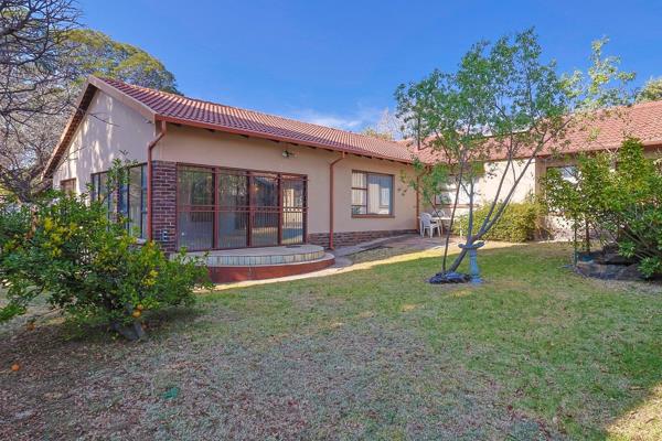 This lovely 3-bedroom house just became available in Sundowner. It has a big garden, spacious entertainment rooms as well as a flatlet ...