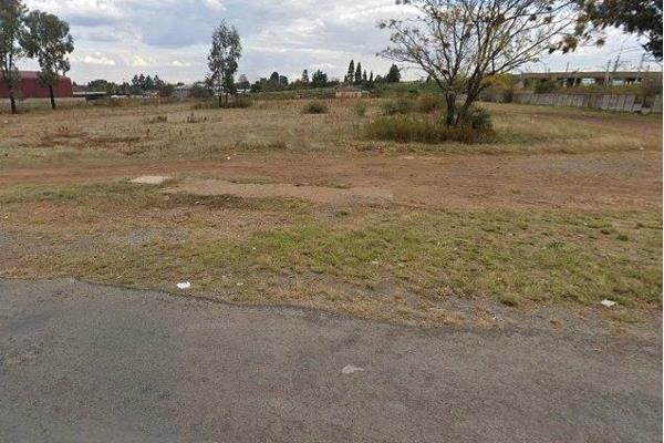 This is a very open vacant land
Dolomite report available.
This massive piece of vacant land can be developed into business.  There ...