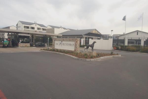 Two Bedroom/2 Bathroom Apartment to Rent in The Huntsman Somerset West

Combine Modern ...