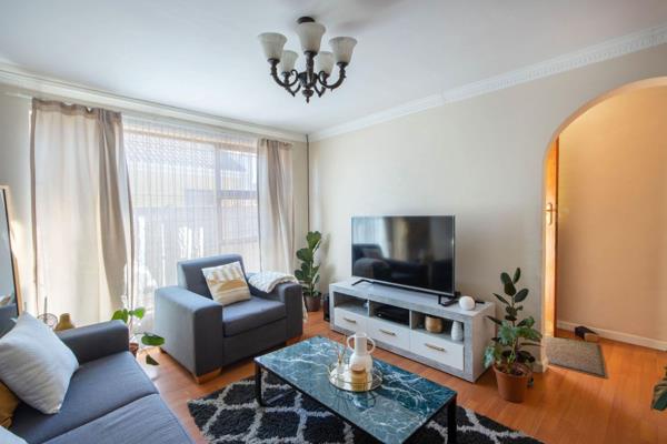 Come home to this lovely 3-bedroom house in Southfork, Strand, Southfork is situated between Strand
and Gordons Bay, close to all ...