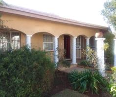 House for sale in Lenasia Ext 8