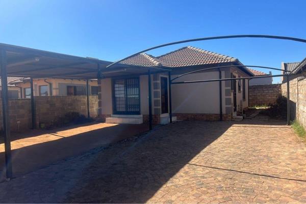 Discover your dream home with this inviting 3 bedroom home with built-in wardrobes, main-suit with shower , toliet and bins second ...