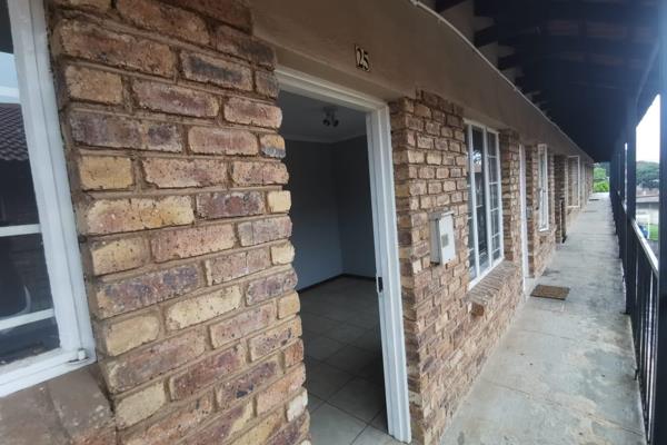 This affordable home is set in Victoria Manor Security Estate, a tranquil and quiet estate outside of the bustle of Kempton CBD yet ...