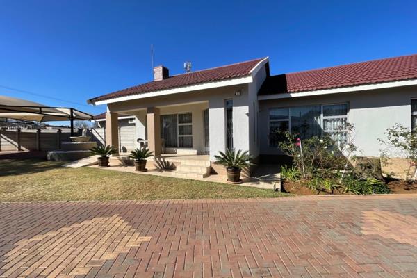 Welcome to this charming family home, this exquisite 4 bedroom, 2 bathroom home offers an unparalleled living experience. Boasting a ...