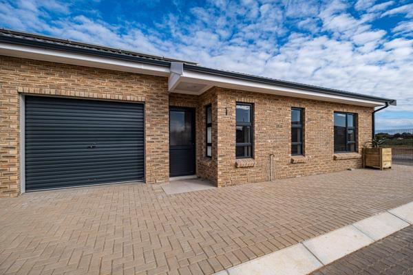 A fantastic brand new eco-friendly development which includes ONLY 17 x beautiful and well-constructed 2-bedroom faced brick units ...