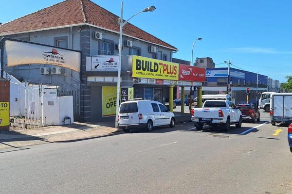 These 3 mini-units alongside each other are jointly for sale at a very good, reduced price of R2 250 000 plus vat. There are short term ...