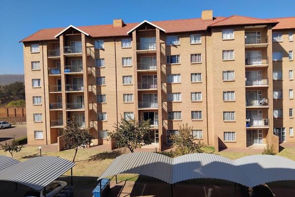 Amazing two(2) Bedroom flat for sale in Annlin 

Enjoy  the benefits of the serene environment Kingfisher complex offer you ...