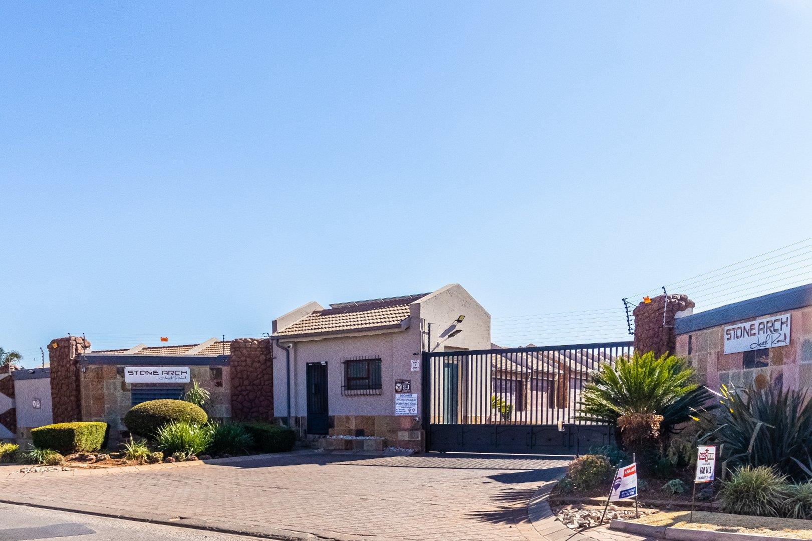 2 Bedroom Townhouse to rent in Bartlett P24114711045