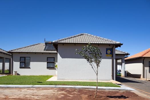 3 Bedroom House for sale in Dawn Park