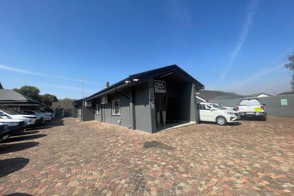 Prime 350sqm office space available for lease at 272 Rondebult Road, Park Rand ...