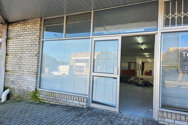 Commercial Space To Rent in CBD Malmesbury

This little Gem is situated in the centre of Malmesbury in one of the main roads, next to a ...