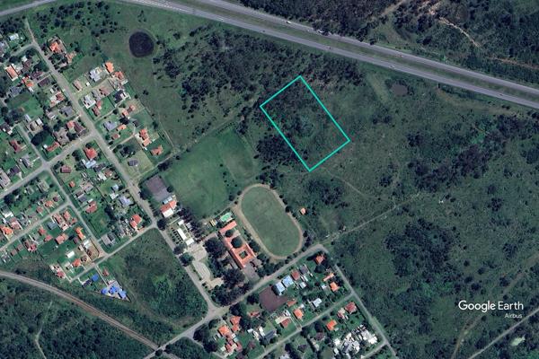 EXCLUSIVE SOLE MANDATE

Come and dream big on this beautiful plot of land in the town of ...