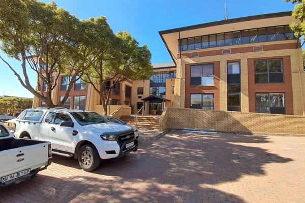 Neat A grade office space to let in parklike gardens that form part of a nature reserve with water features in Constantia Kloof ...