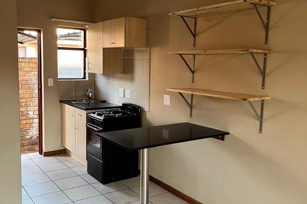 Large ground floor bachelor unit  available for rent in Montana Pretoria
Offers ...