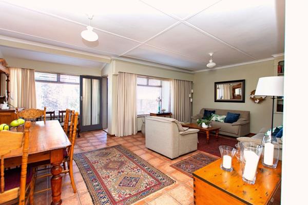 Welcome to this beautifully appointed home in the desirable location of Lamberts Bay. ...