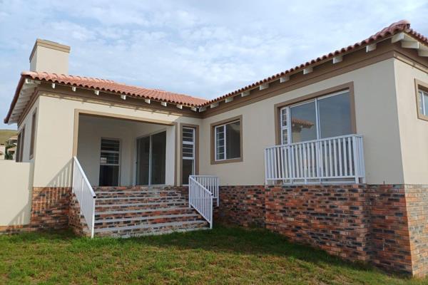 Newly built, 2 Bedroom home in the tranquil and beautiful suburb of Kamma Heights, De ...