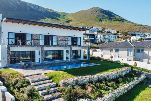 Perfect for a large family that loves entertaining or an entrepreneur looking to enter the thriving Hermanus letting market, this ...