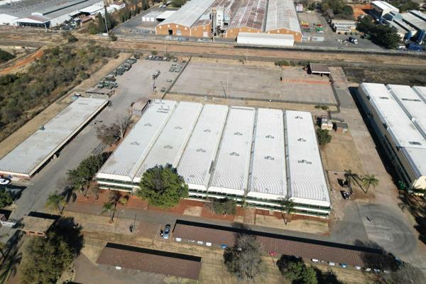 Factory / Warehouse, Piet Rautenbach Street, To Let R286 500 pm

Floor Area 6 366 m2 @ ...