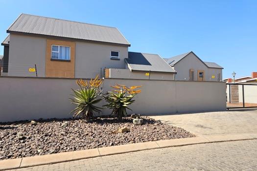 3 Bedroom Townhouse for sale in Eagles Crest