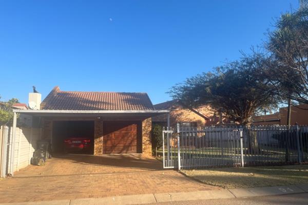 2 bedroom Furnished house available for short term stay at R1500/ night and R5500/ week. ...