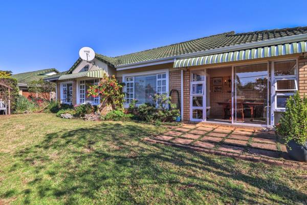 Discover your dream retirement home in the prestigious Winston Park, KZN South Africa. This prime 3-bedroom, 2-bathroom unit boasts ...