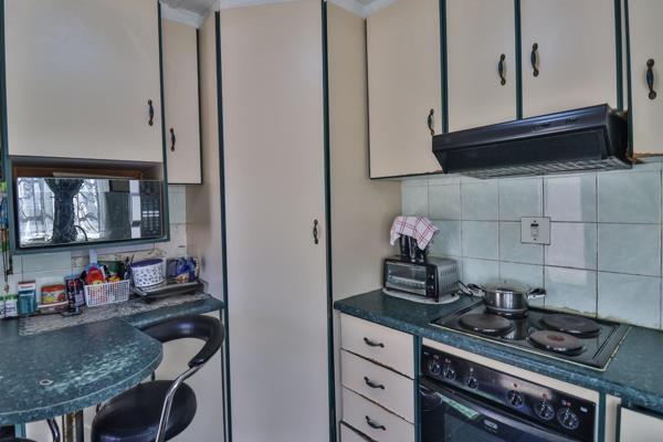 2 Bedroom Home for Sale in Moorton Chatsworth! Large yard and approved Plans for extension!

The magnificent 2 bedroom double storey ...