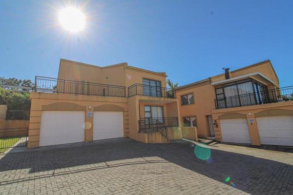 Wake up every morning with 180 degree sea views.  

This spacious, sunny duplex ...