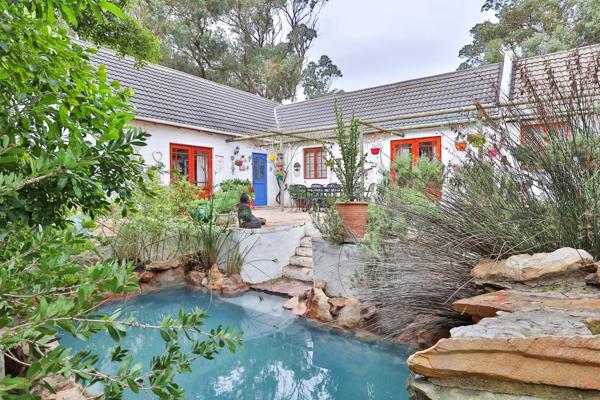 Harcourts Two Oceans are  proud to market this beautiful Large Family Home nestled in the heart of Capri Village. This Hidden Gem is ...