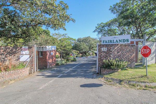 Fairlands Cottages are situated in beautiful parklike surroundings, with Blue Water Dam ...