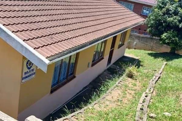 Delight in this serene 2-bedroom, 2-bathroom haven nestled in the peaceful suburbs of Reservoir Hills, Durban. With a competitive price ...