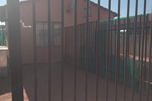 2 Bedroom House for sale in Soshanguve East