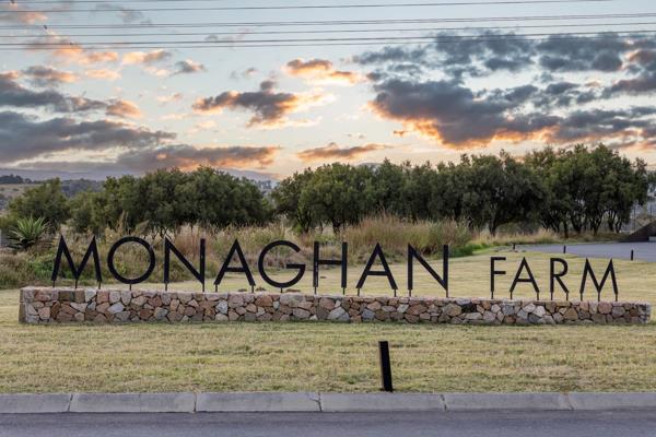 Architectural Excellence and Environmental Sustainability are hallmarks of Monaghan Farm.

Featuring the rare Egoli Granite Grassland ...