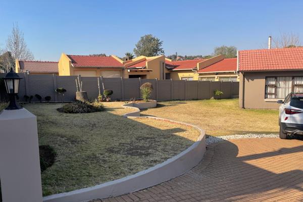 This house is in Mulbarton South of Johannesburg .It&#39;s a 3 bedroom house, with 3 and a half bathrooms. Main has walling close  ...