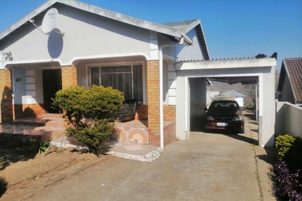 A family home situated on a big plot in the quiet suburb of Lynnfield is available. the ...