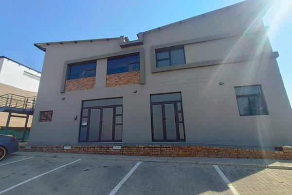 DAWIE STREET | 70 SQUARE METER OFFICE SPACE TO LET | SILVER LAKES | PRETORIA

The ...