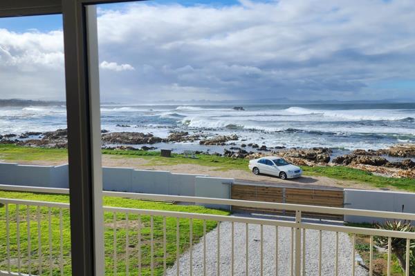 SOLE MANDATE:

This beach front property is in Kleinbaai, Gansbaai.  Kleinbaai is well ...